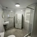 Casa Da Avo Maria, Largo De Santo Antonio, N 97395al Daire *
