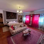 Casa Da Avo Maria, Largo De Santo Antonio, N 97395al Daire