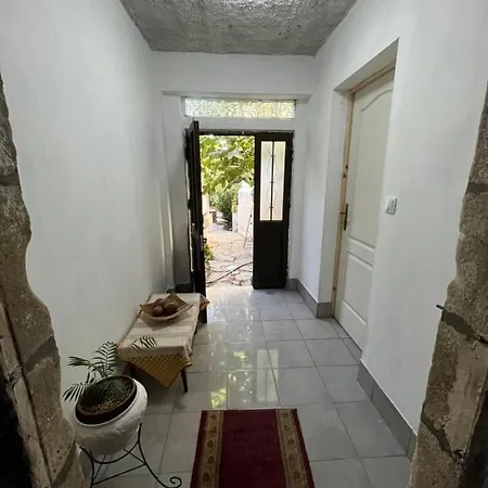 Apartment Casa Da Avo Maria, Largo De Santo Antonio, N 97395al