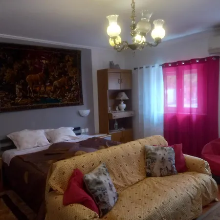 Apartment Casa Da Avo Maria, Largo De Santo Antonio, N 97395al *