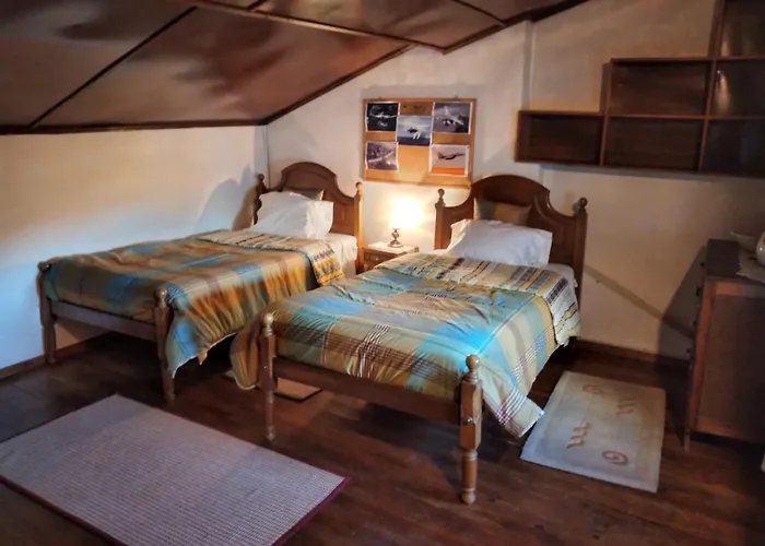 Casa Da Avo Maria, Largo De Santo Antonio, N 97395al Freixo de Espada à Cinta